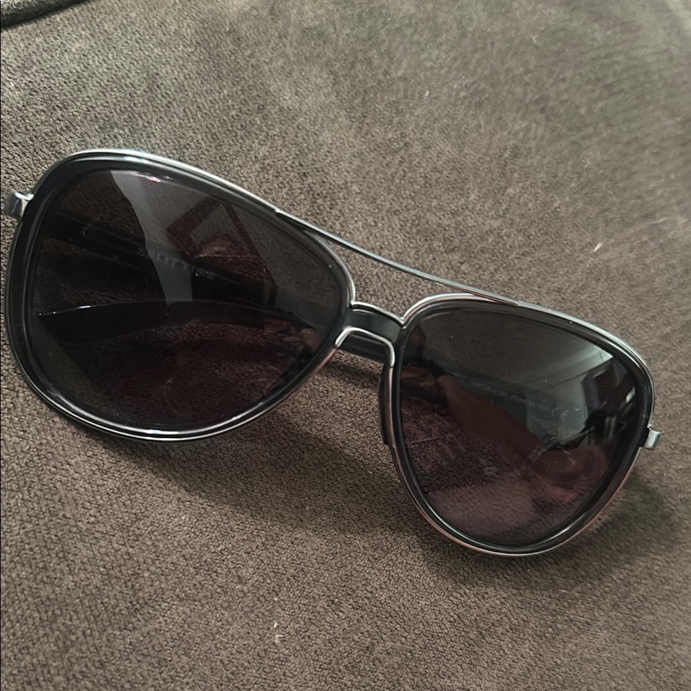 Oakley Black Sunglasses - Picture 6 of 8